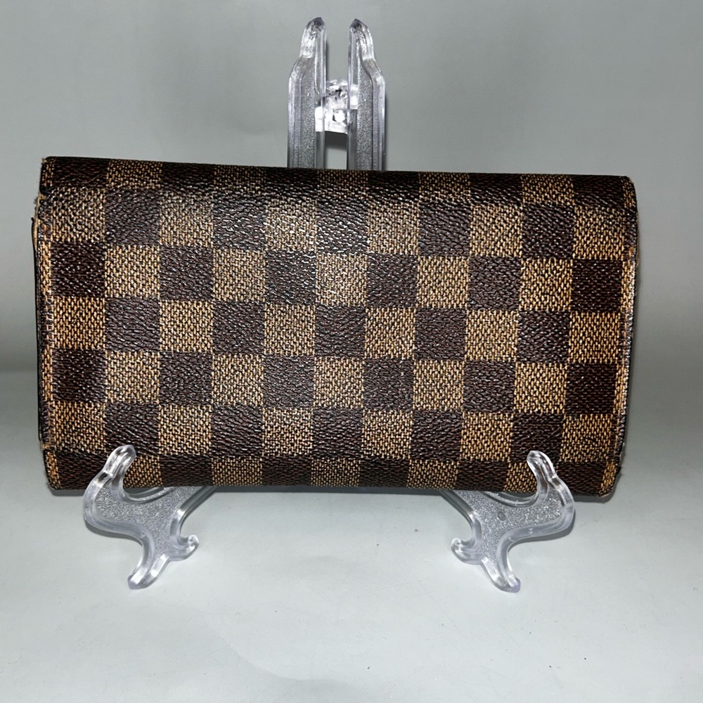 Authentic  Louis Vuitton Damier Ebene trifold wallet - Picture 2 of 9